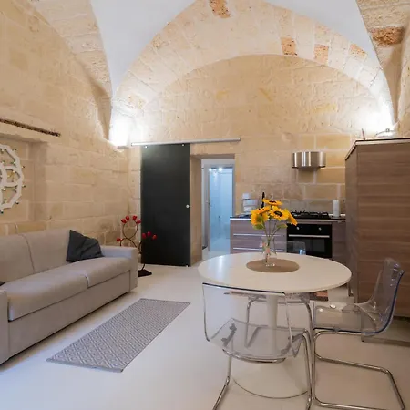 Dimora Barocca Apartment Irene Lecce Buitenkant foto